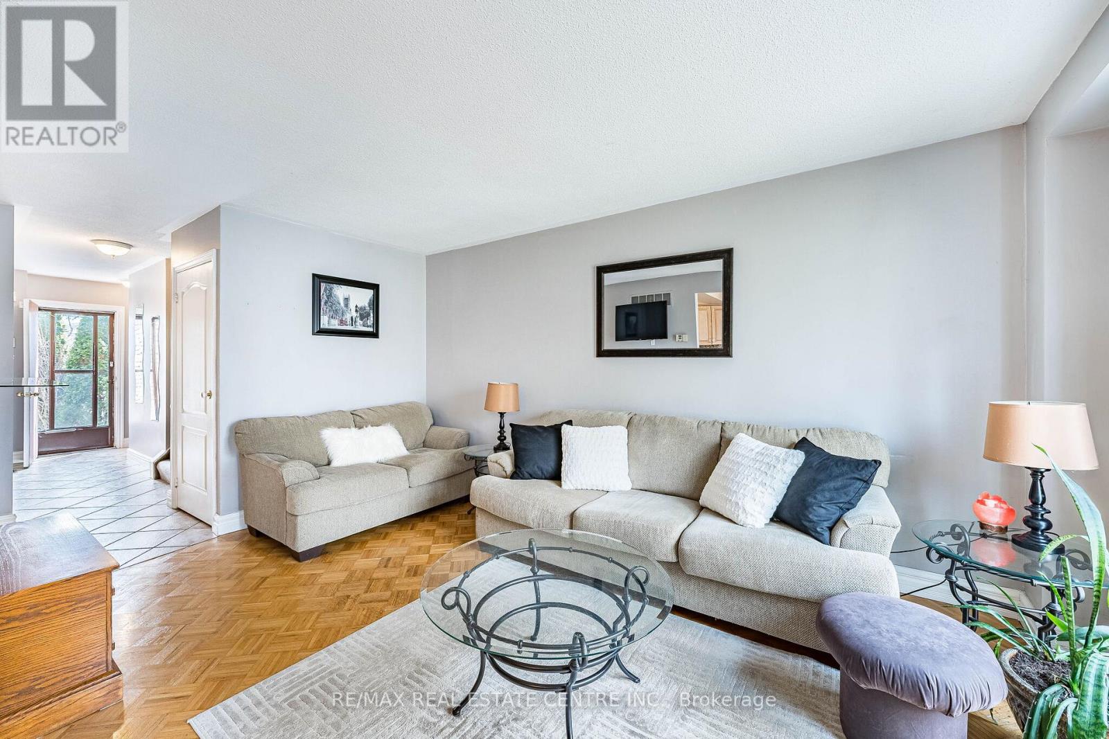 7 Morley Crescent, Brampton, Ontario  L6S 3K8 - Photo 7 - W13058690