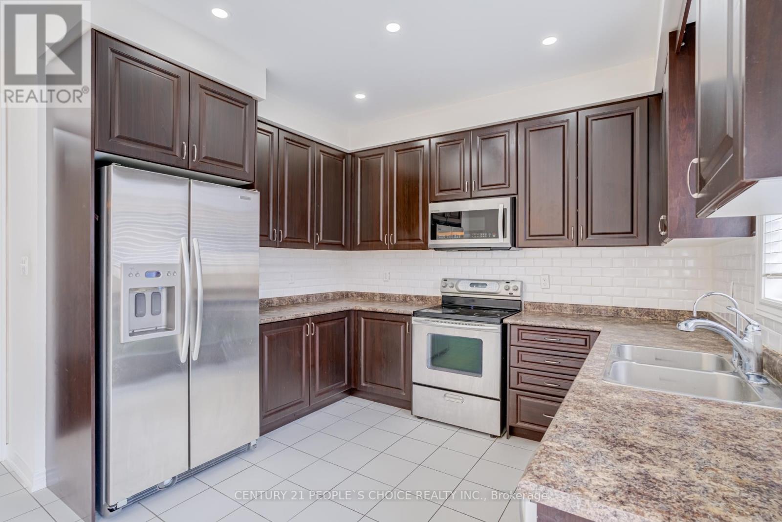32 Yellow Sorrel Road, Brampton, Ontario  L6R 0B6 - Photo 13 - W13100026