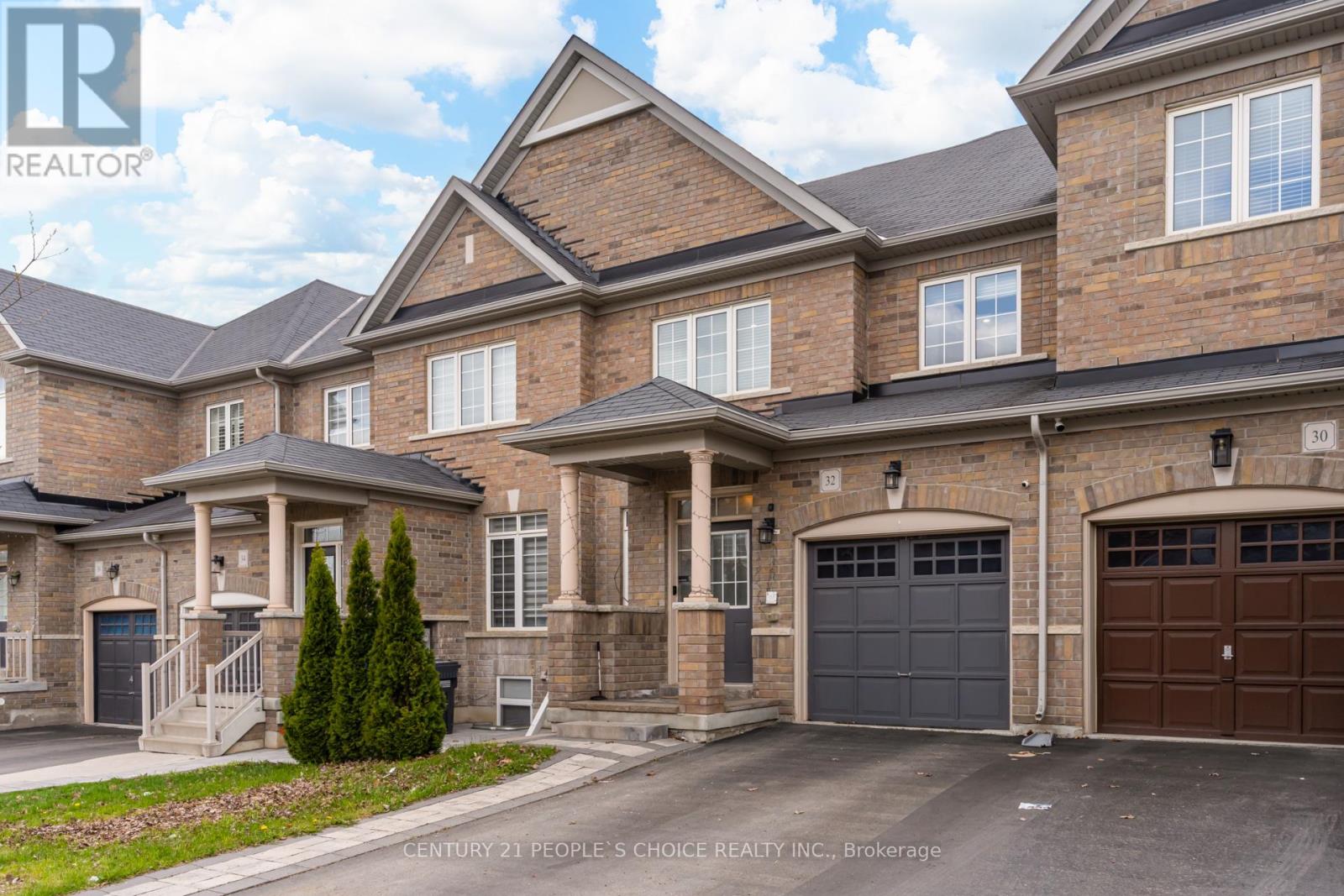 32 Yellow Sorrel Road, Brampton, Ontario  L6R 0B6 - Photo 2 - W13100026