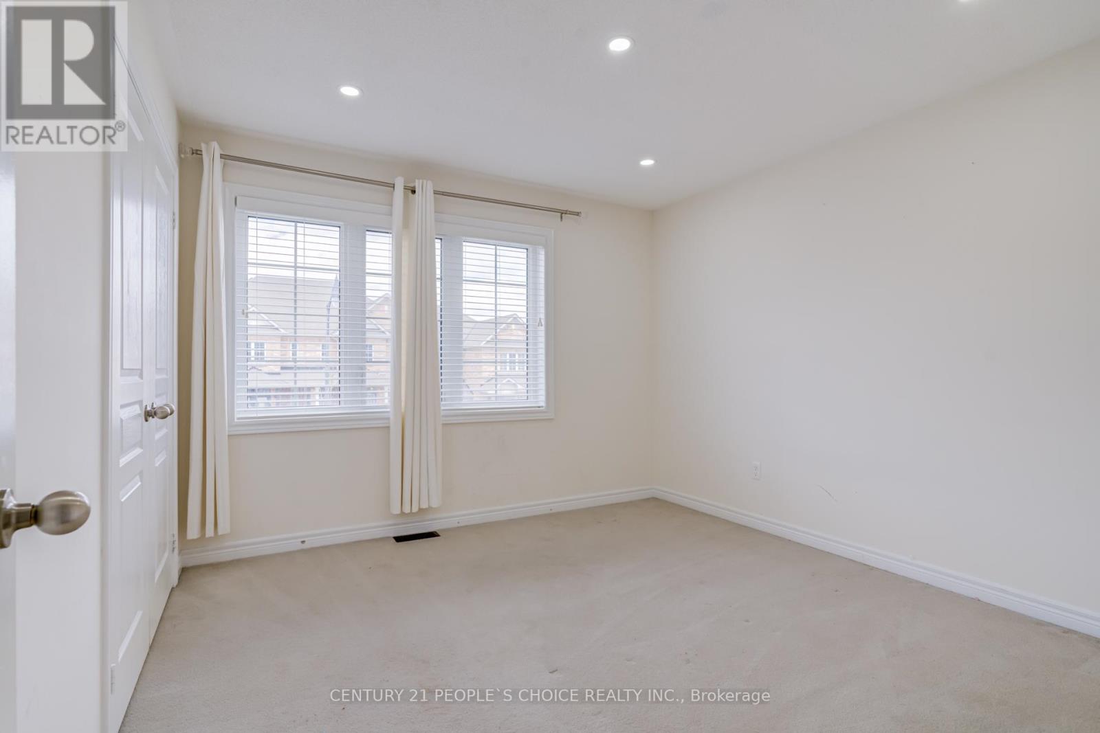 32 Yellow Sorrel Road, Brampton, Ontario  L6R 0B6 - Photo 23 - W13100026