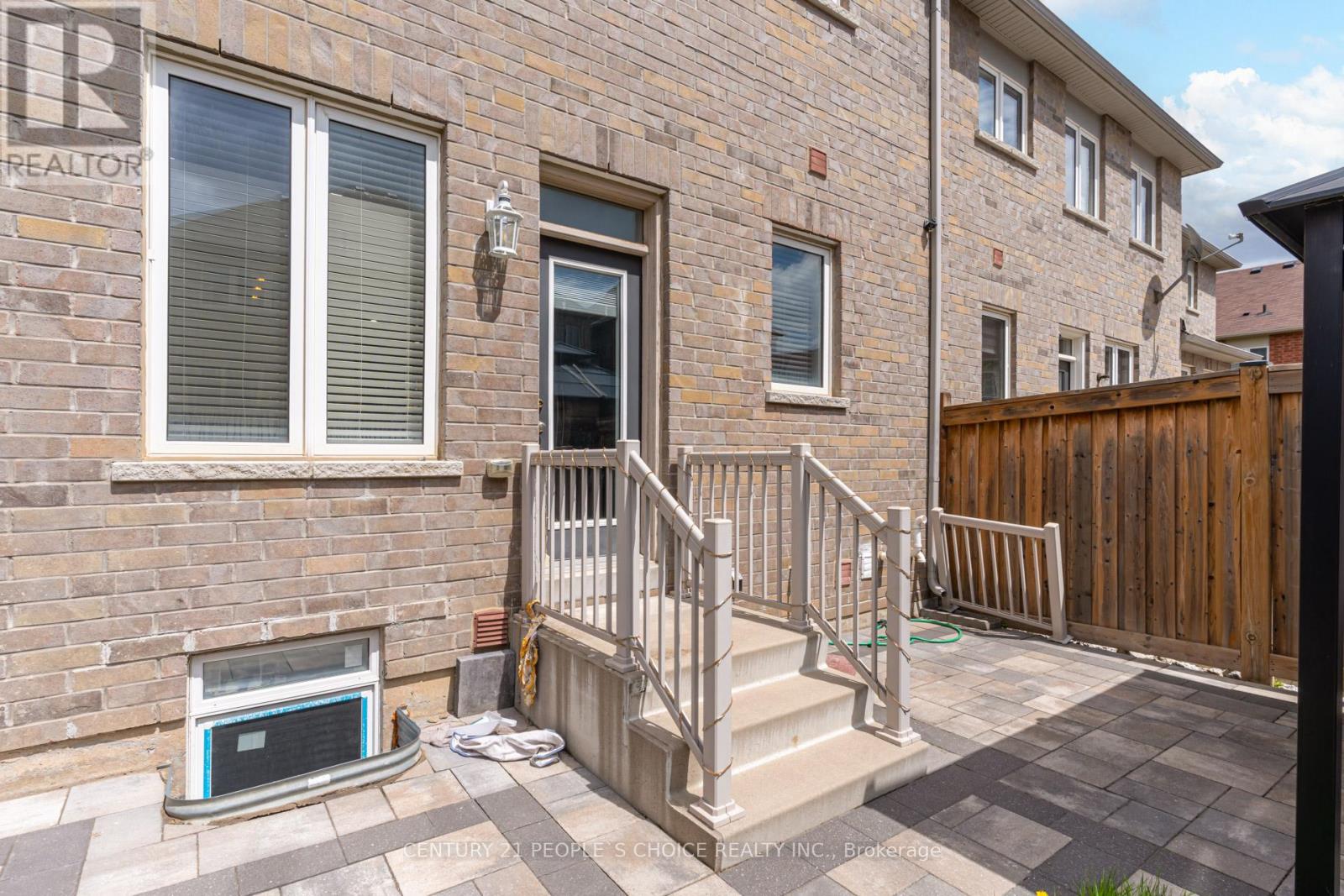 32 Yellow Sorrel Road, Brampton, Ontario  L6R 0B6 - Photo 46 - W13100026