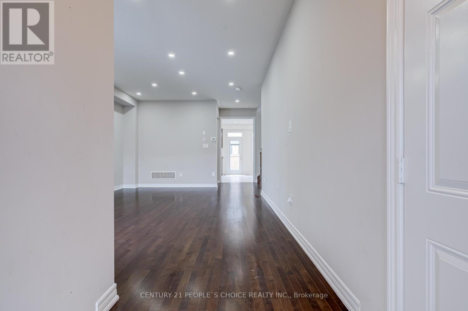 32 Yellow Sorrel Road, Brampton, Ontario  L6R 0B6 - Photo 7 - W13100026