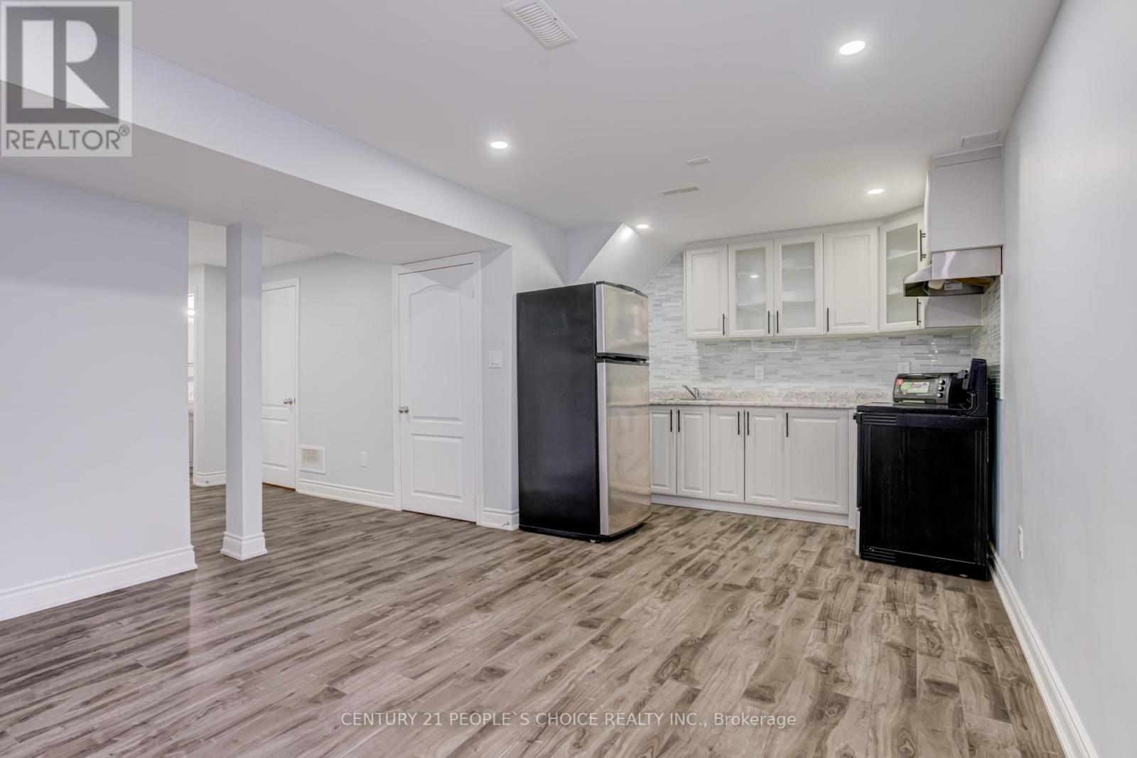32 Yellow Sorrel Road, Brampton, Ontario  L6R 0B6 - Photo 34 - W13100026