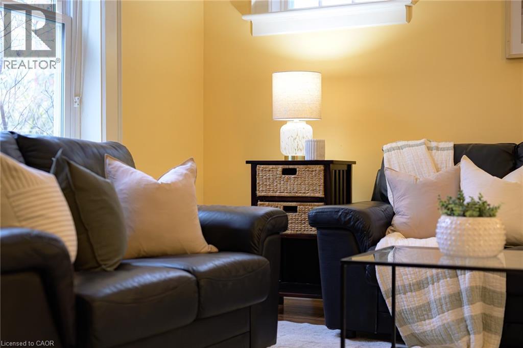 16 Borden Avenue N, Kitchener, Ontario  N2H 3J1 - Photo 3 - 40827138