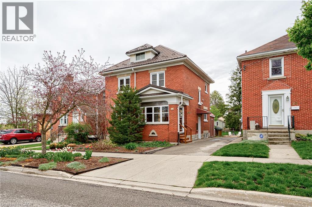 16 Borden Avenue N, Kitchener, Ontario  N2H 3J1 - Photo 40 - 40827138