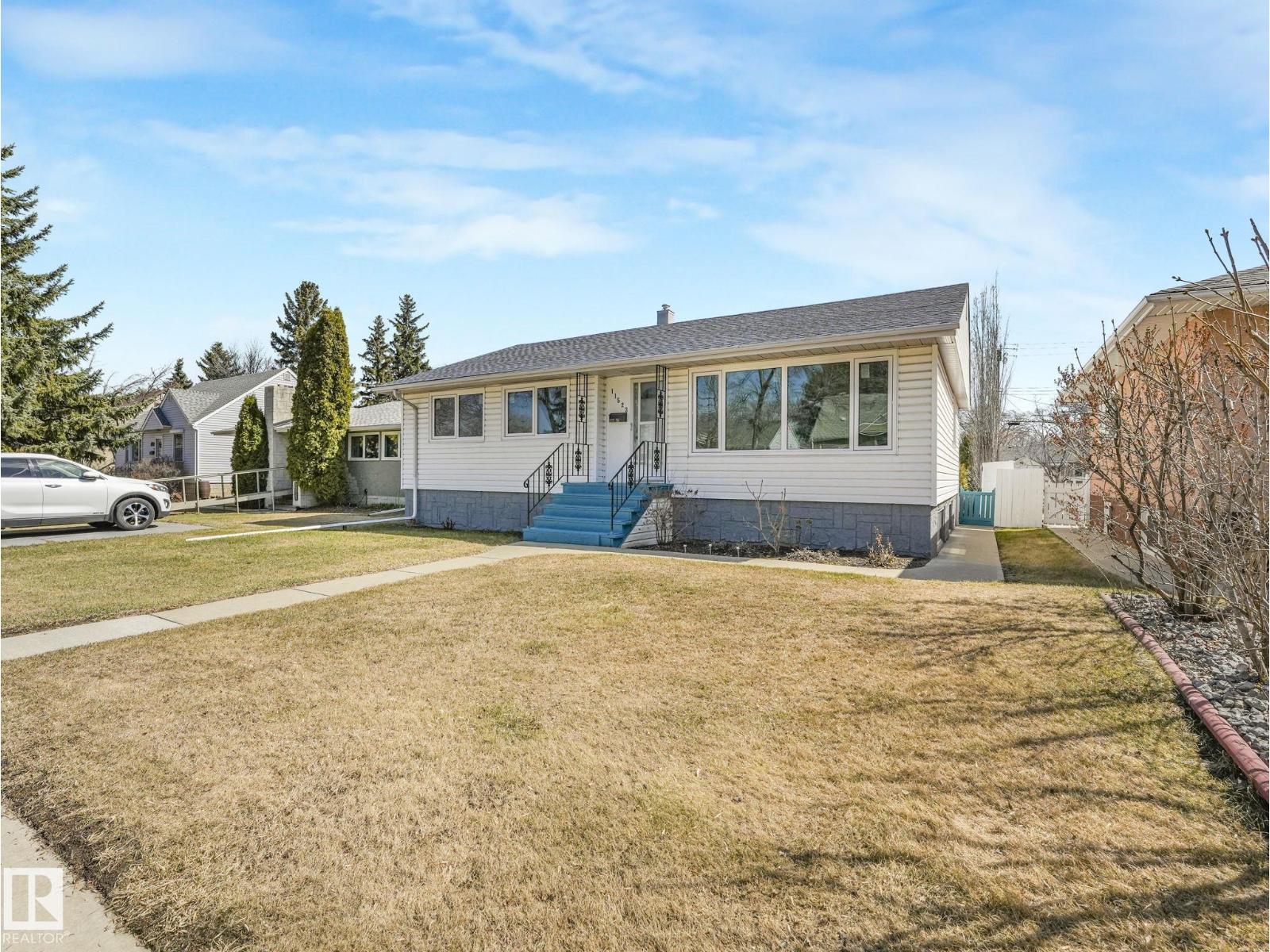 11523 136 St Nw, Edmonton, Alberta  T5M 1M4 - Photo 2 - E4485563