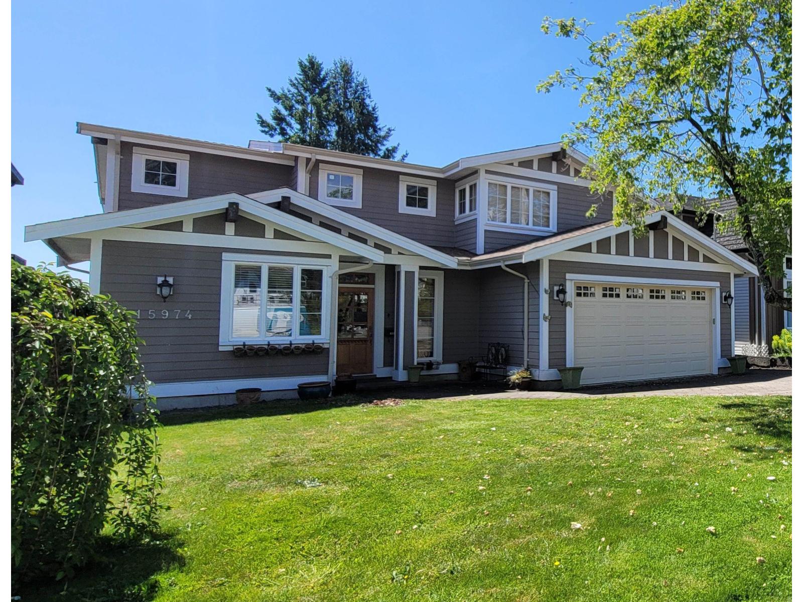 15974 BUENA VISTA AVENUE, White Rock, British Columbia