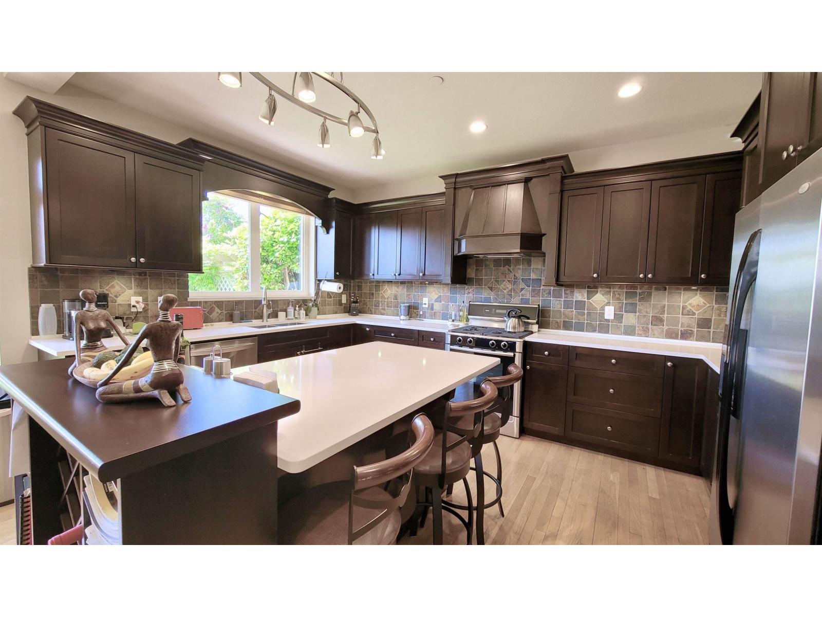 15974 Buena Vista Avenue, White Rock, British Columbia  V4B 2A5 - Photo 5 - R3121612
