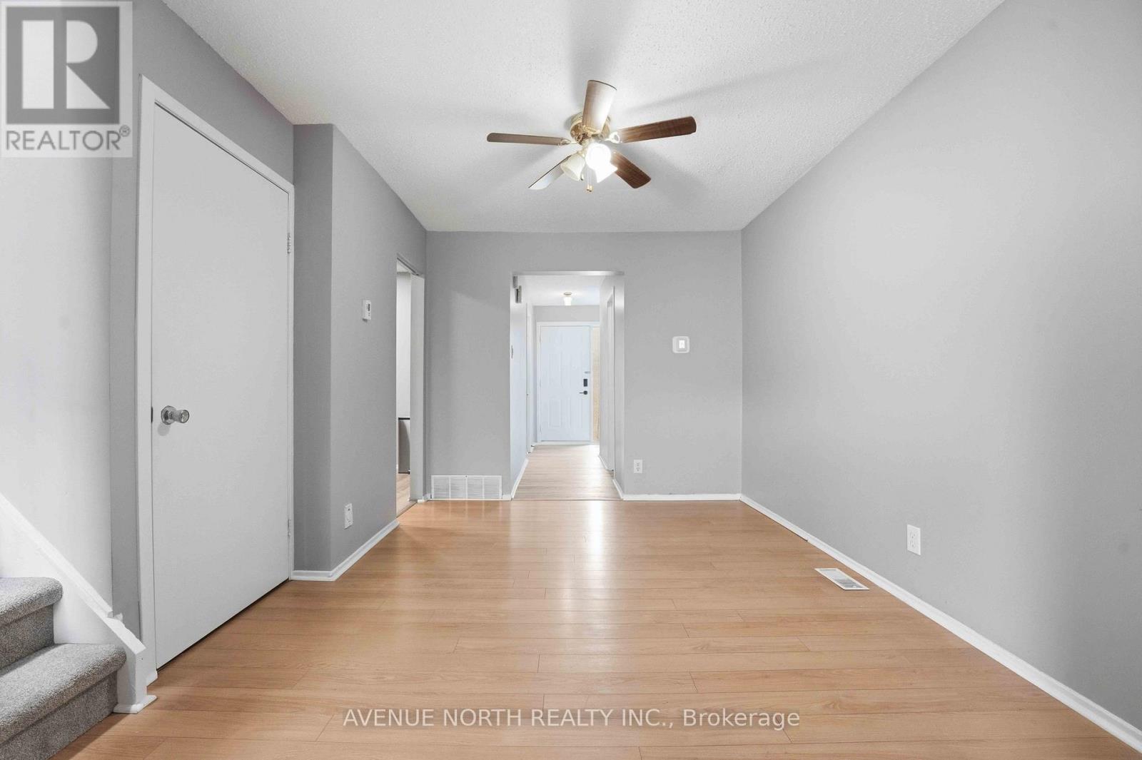 6467 Natalie Way, Ottawa, Ontario  K1C 4Y3 - Photo 9 - X13108318