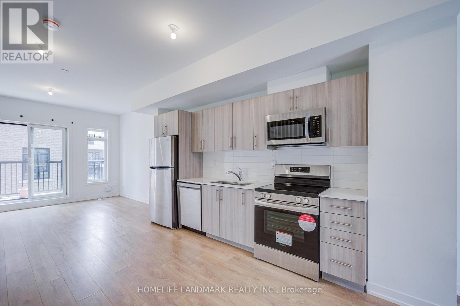 33 Case Ootes Drive, Toronto, Ontario  M4A 0C1 - Photo 10 - C13074428