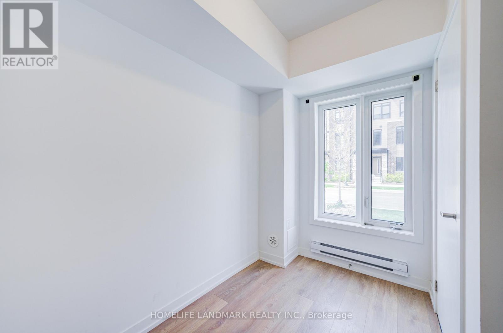 33 Case Ootes Drive, Toronto, Ontario  M4A 0C1 - Photo 3 - C13074428