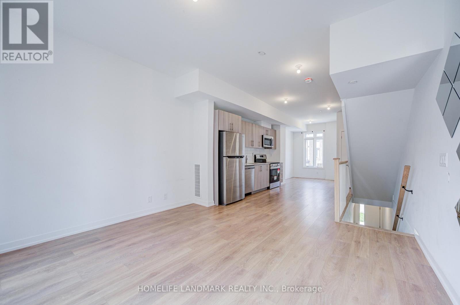 33 Case Ootes Drive, Toronto, Ontario  M4A 0C1 - Photo 7 - C13074428