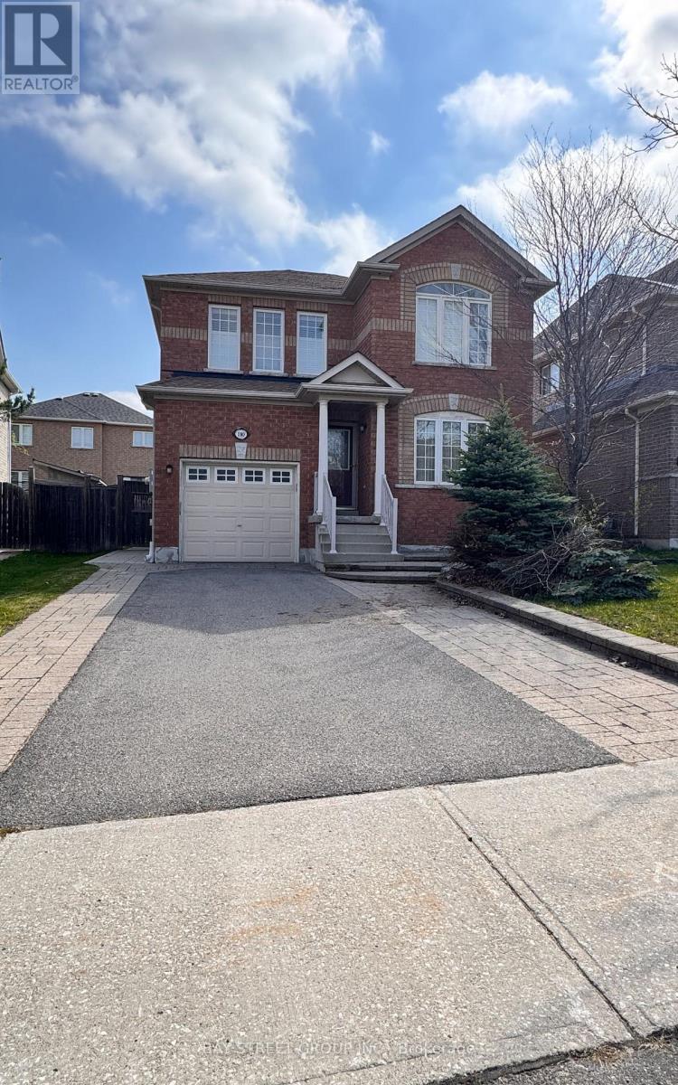 110 WILLIAM BOOTH AVENUE, Newmarket, Ontario