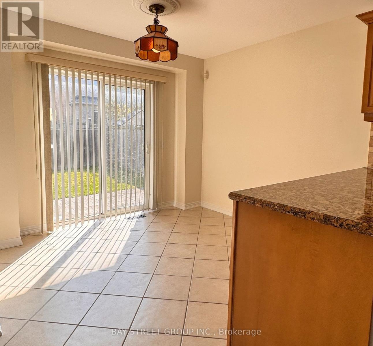 110 William Booth Avenue, Newmarket, Ontario  L3X 3B2 - Photo 6 - N13108326