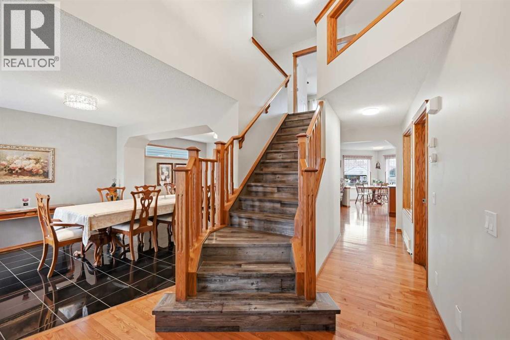 127 Kincora Heights NW, Calgary, Alberta  T3R 1N9 - Photo 5 - A2302458