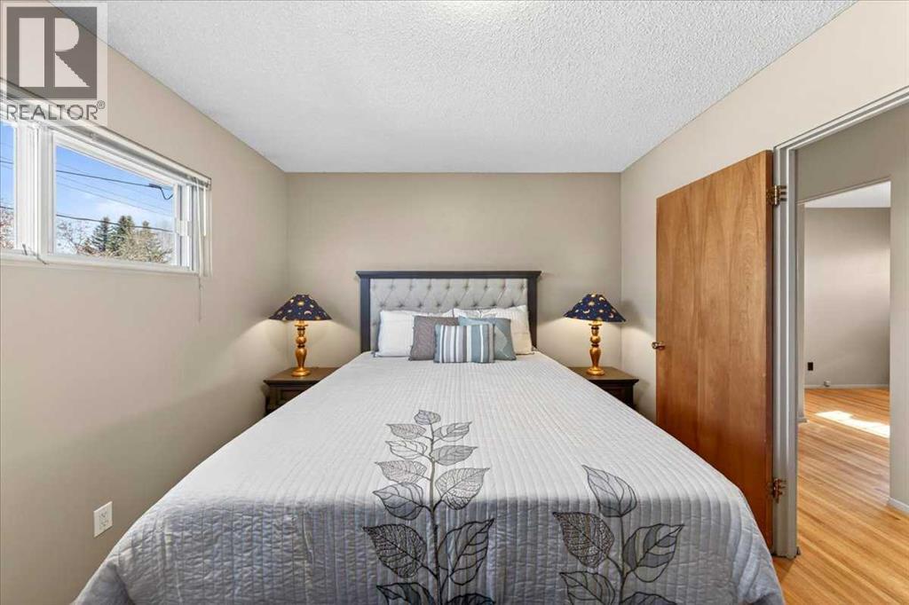 332 Whitney Crescent Se, Calgary, Alberta  T2J 1E9 - Photo 22 - A2308858