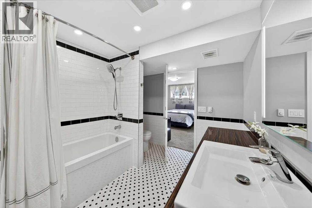332 Whitney Crescent Se, Calgary, Alberta  T2J 1E9 - Photo 37 - A2308858