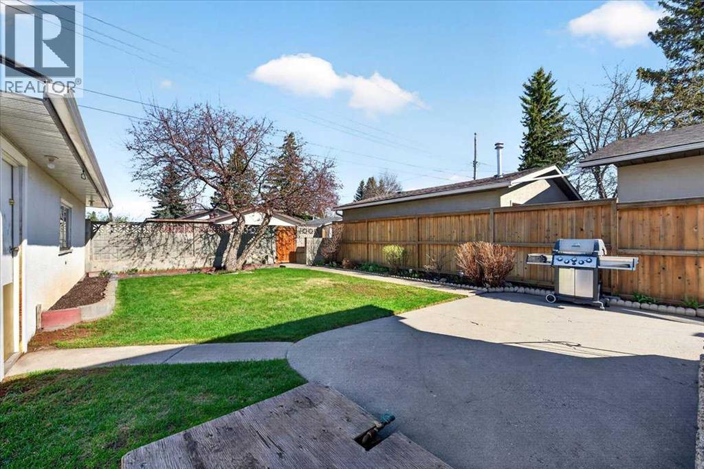 332 Whitney Crescent Se, Calgary, Alberta  T2J 1E9 - Photo 39 - A2308858