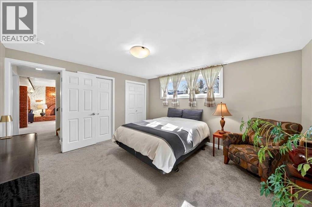 332 Whitney Crescent Se, Calgary, Alberta  T2J 1E9 - Photo 34 - A2308858