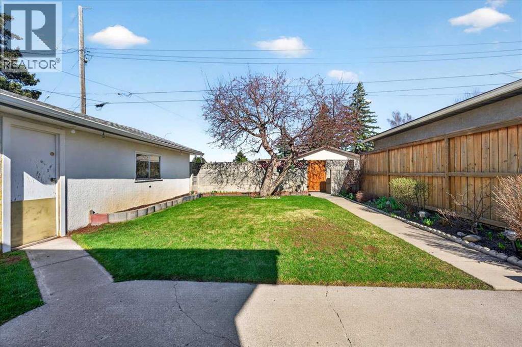 332 Whitney Crescent Se, Calgary, Alberta  T2J 1E9 - Photo 44 - A2308858