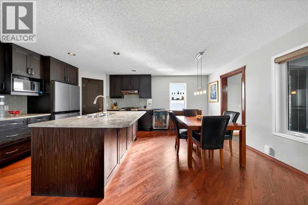 18 Inverness Rise Se, Calgary, Alberta  T2Z 2X2 - Photo 4 - A2303917