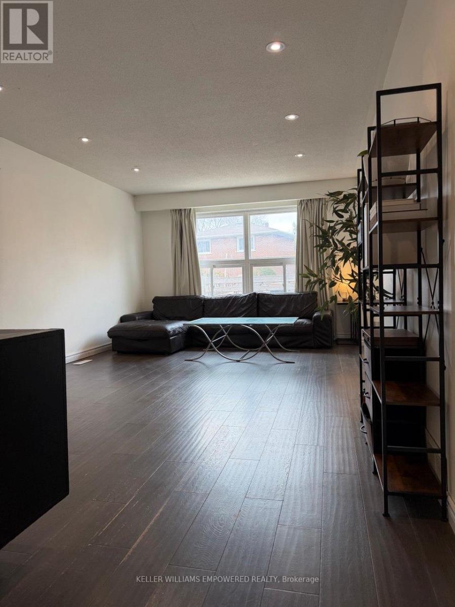 52 Endsleigh Crescent, Toronto, Ontario  M2J 3N6 - Photo 7 - C12745116