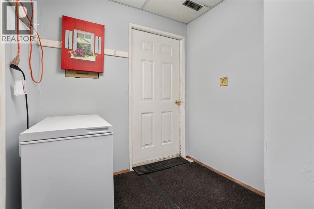 4310 74 Street, Camrose, Alberta  T4V 3V3 - Photo 29 - A2309845