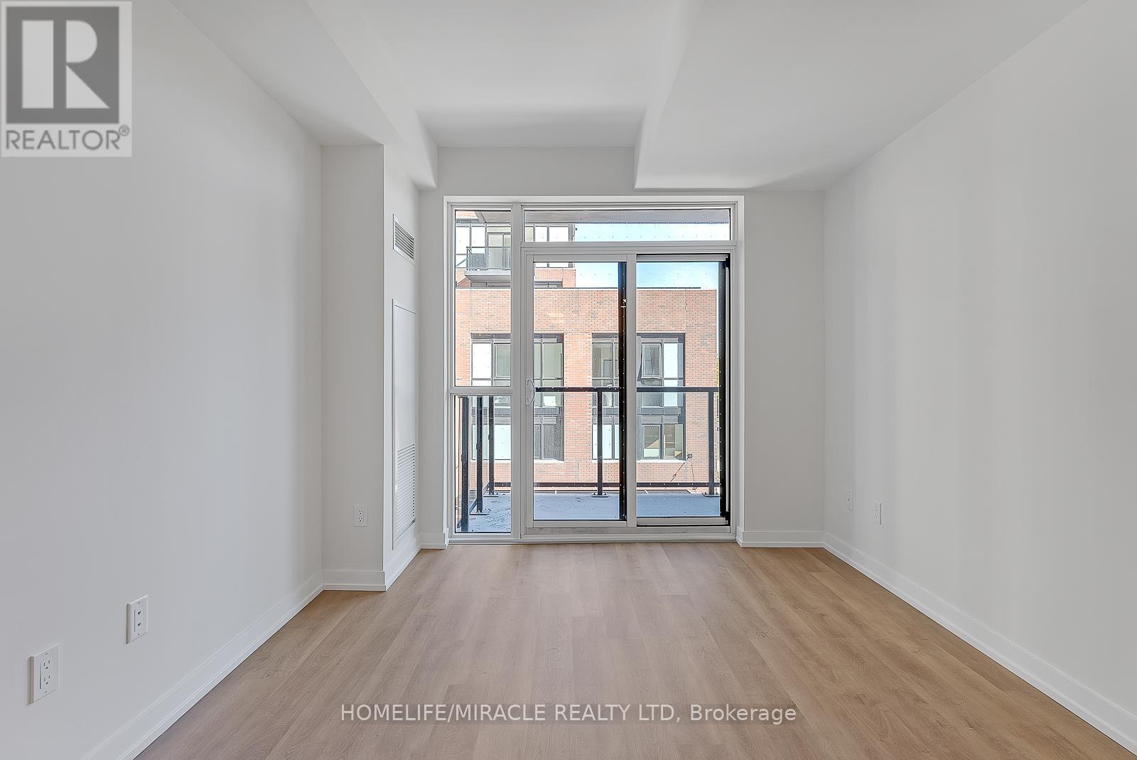 311 - 2300 St. Clair Avenue W, Toronto, Ontario  M6N 0B3 - Photo 10 - W13108374