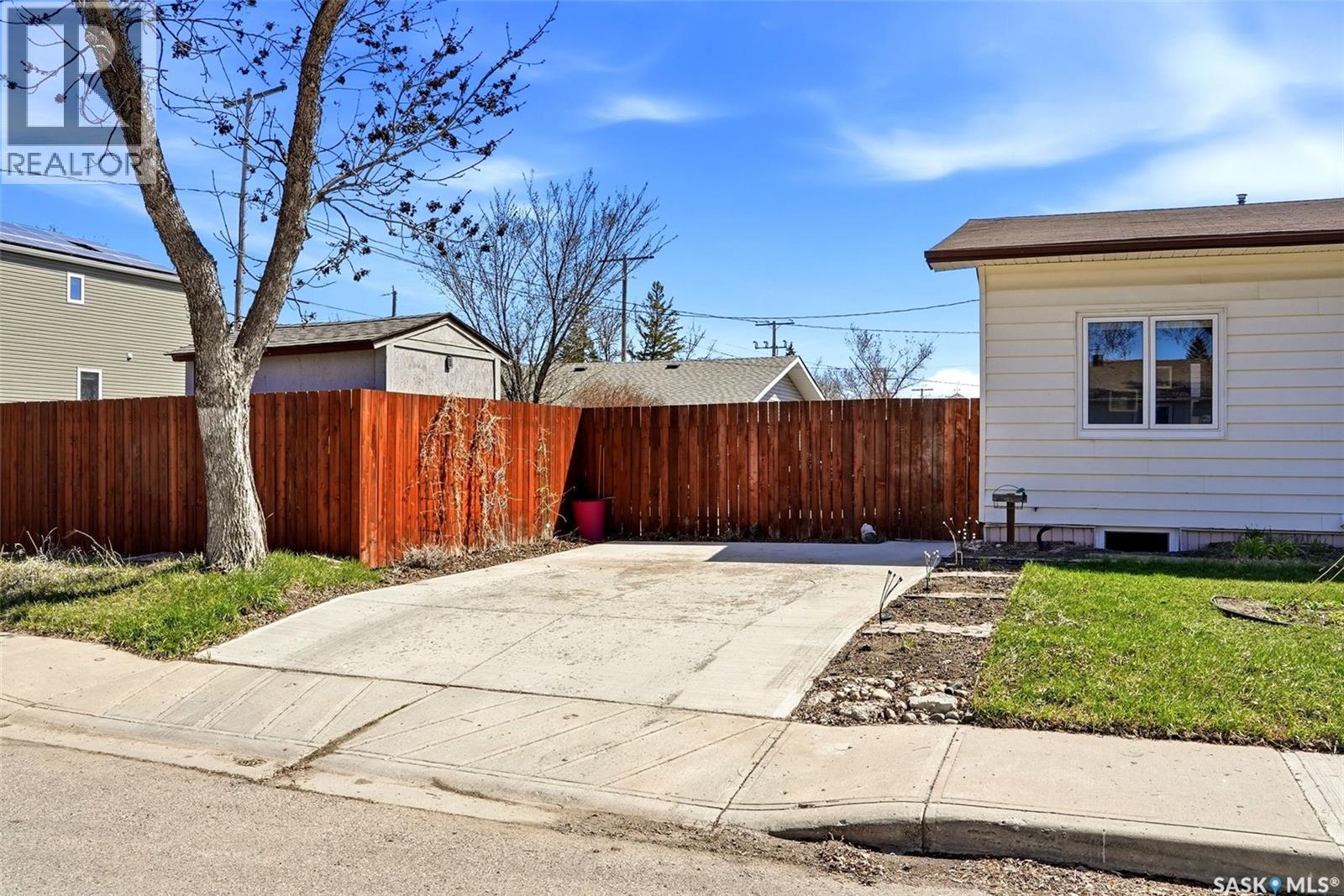 234 Broadway Avenue, Regina, Saskatchewan  S4N 1B3 - Photo 21 - SK035431