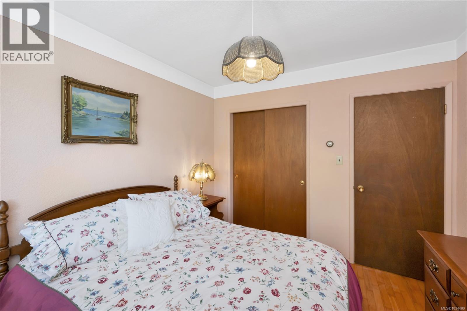 989 Abbey Rd, Saanich, British Columbia  V8Y 1L1 - Photo 14 - 1034480