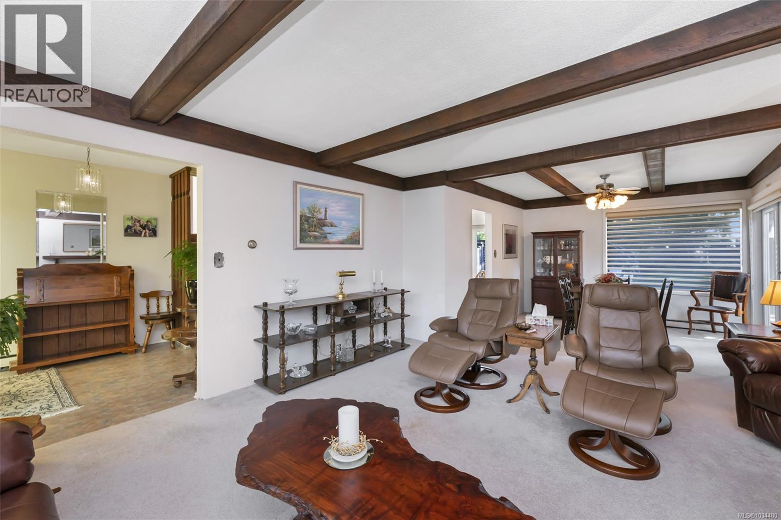 989 Abbey Rd, Saanich, British Columbia  V8Y 1L1 - Photo 5 - 1034480