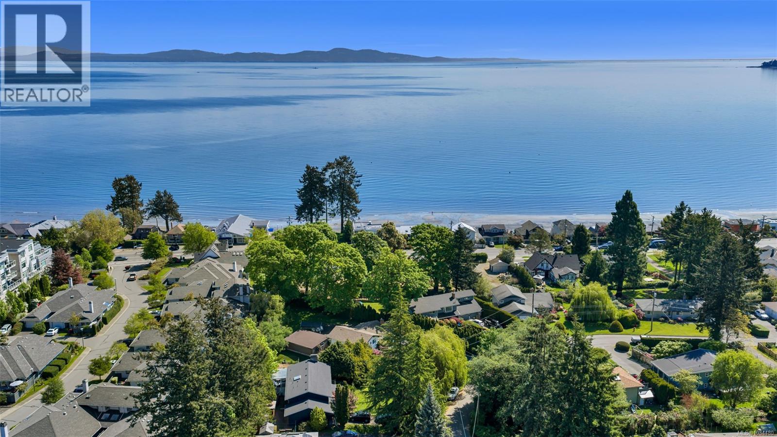 989 Abbey Rd, Saanich, British Columbia  V8Y 1L1 - Photo 37 - 1034480