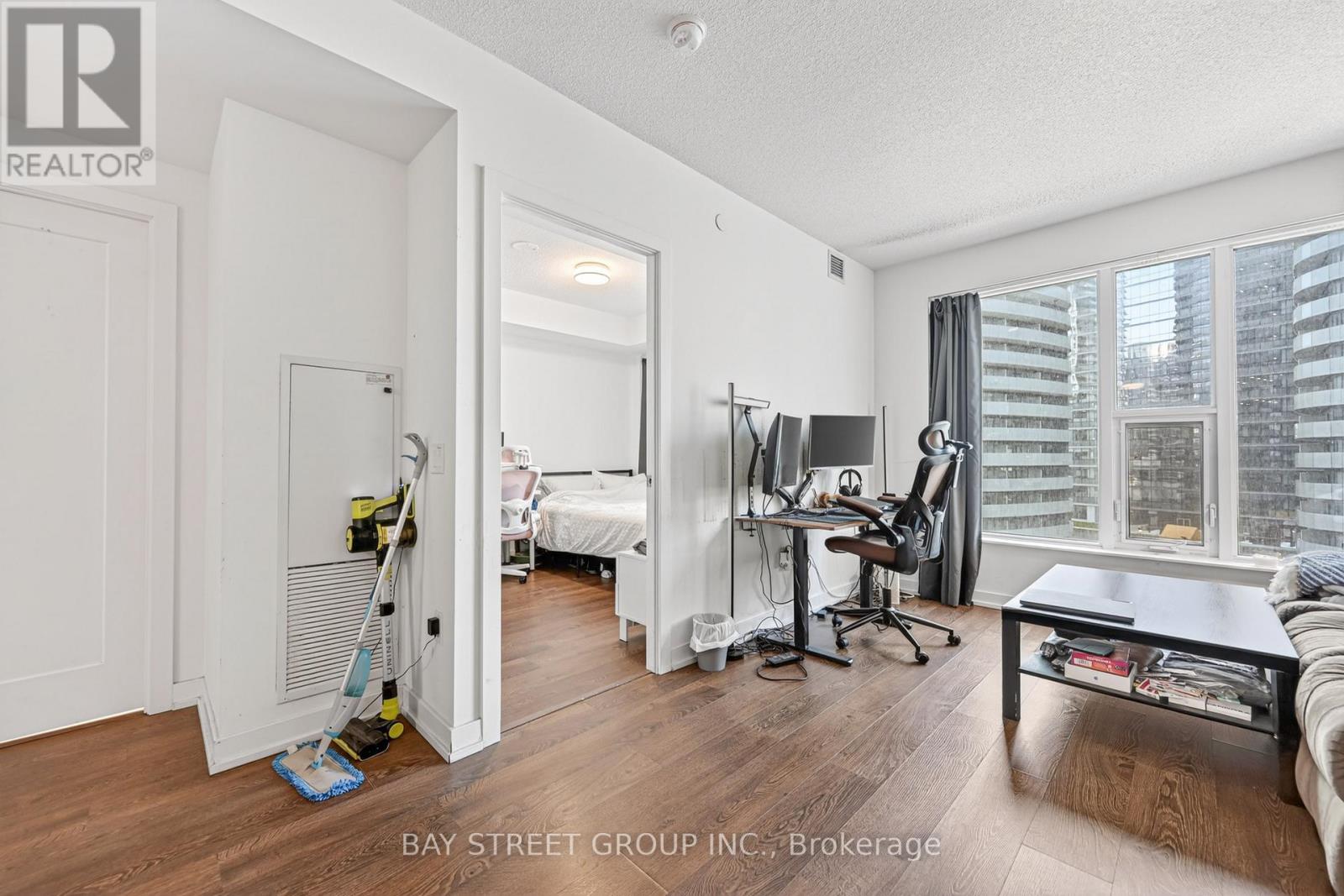 1002 - 10 York Street, Toronto, Ontario  M5J 2Z2 - Photo 25 - C13051028