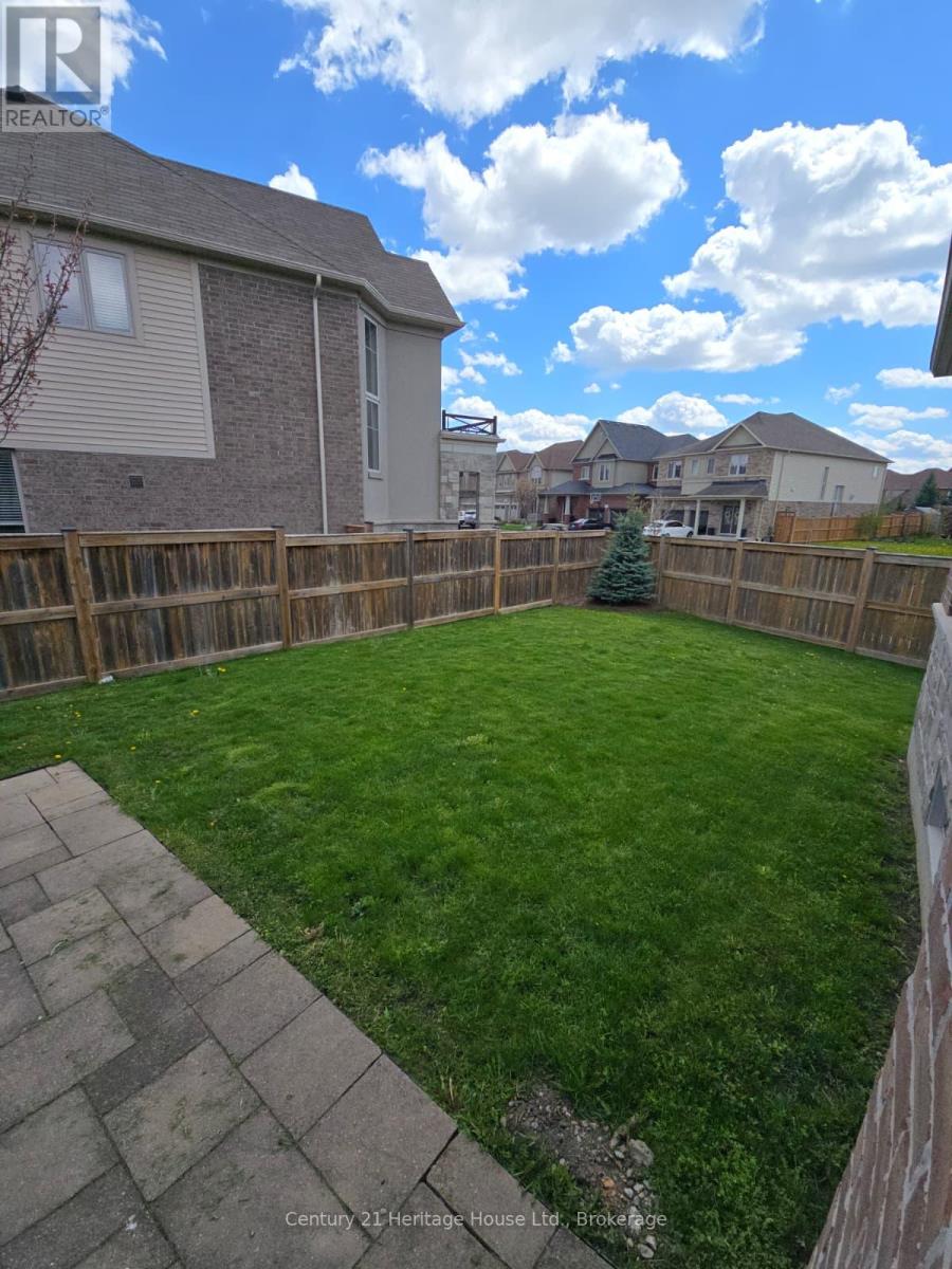 219 Falconridge Drive, Kitchener, Ontario  N2K 0B6 - Photo 20 - X13108406