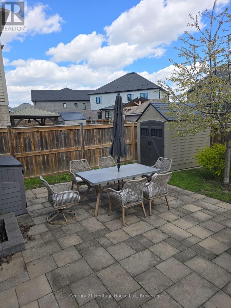 219 Falconridge Drive, Kitchener, Ontario  N2K 0B6 - Photo 21 - X13108406