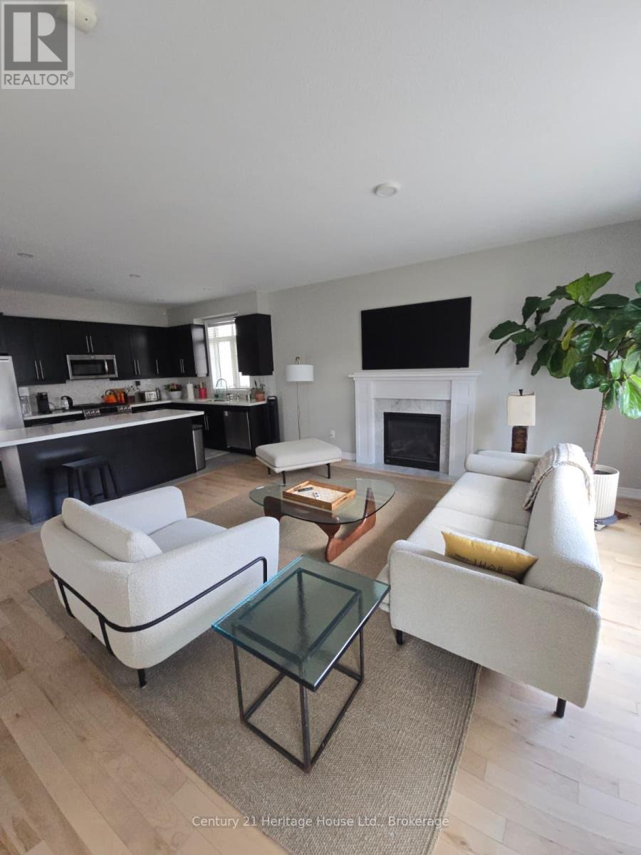 219 Falconridge Drive, Kitchener, Ontario  N2K 0B6 - Photo 8 - X13108406