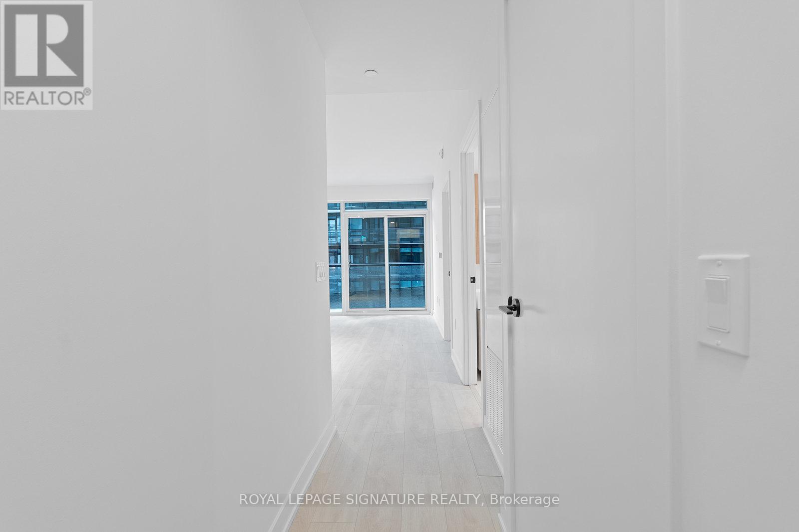 1613 - 117 Broadway Avenue, Toronto, Ontario  M4P 1V3 - Photo 2 - C13108418
