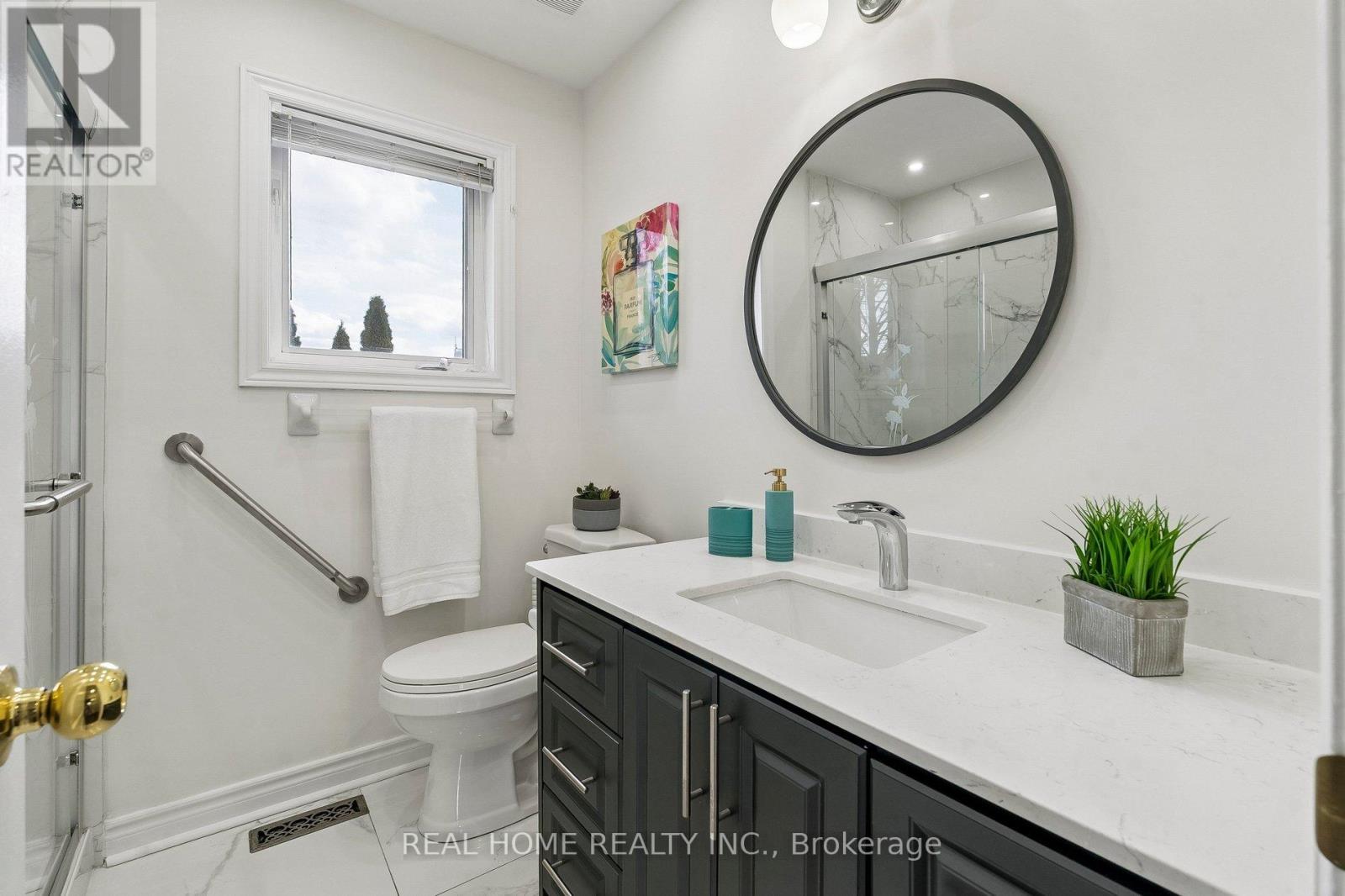 31 Prince Drive, Bradford West Gwillimbury, Ontario  L3Z 3B7 - Photo 28 - N13108416