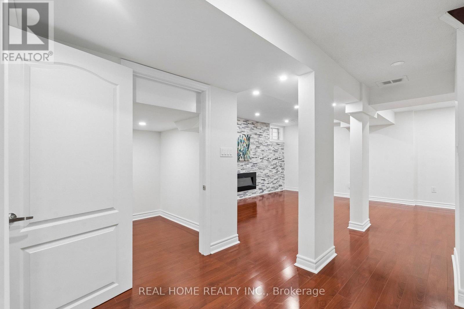 31 Prince Drive, Bradford West Gwillimbury, Ontario  L3Z 3B7 - Photo 32 - N13108416