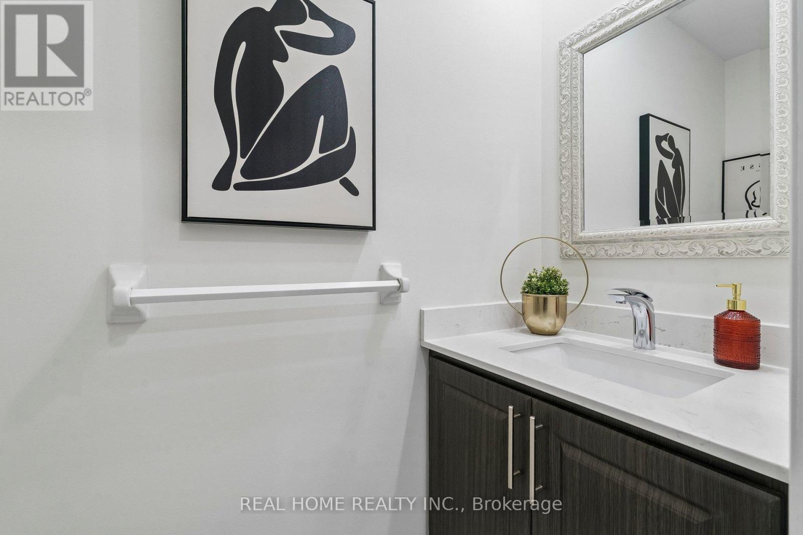 31 Prince Drive, Bradford West Gwillimbury, Ontario  L3Z 3B7 - Photo 34 - N13108416
