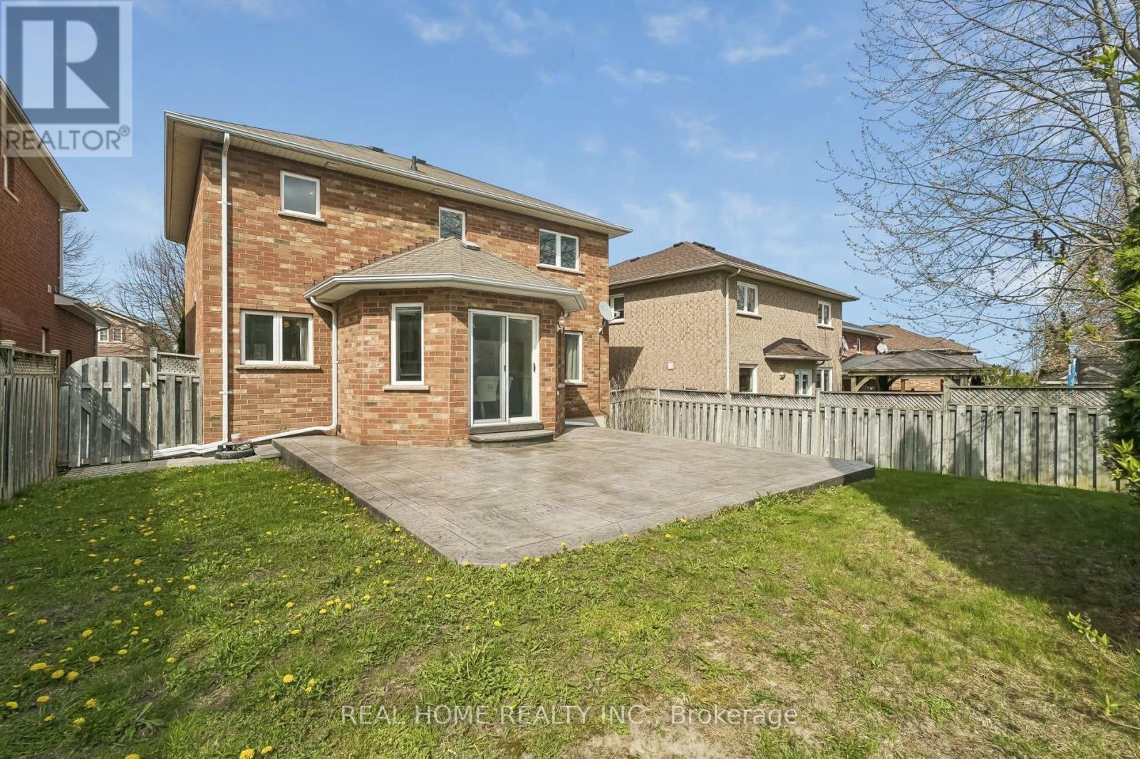 31 Prince Drive, Bradford West Gwillimbury, Ontario  L3Z 3B7 - Photo 46 - N13108416