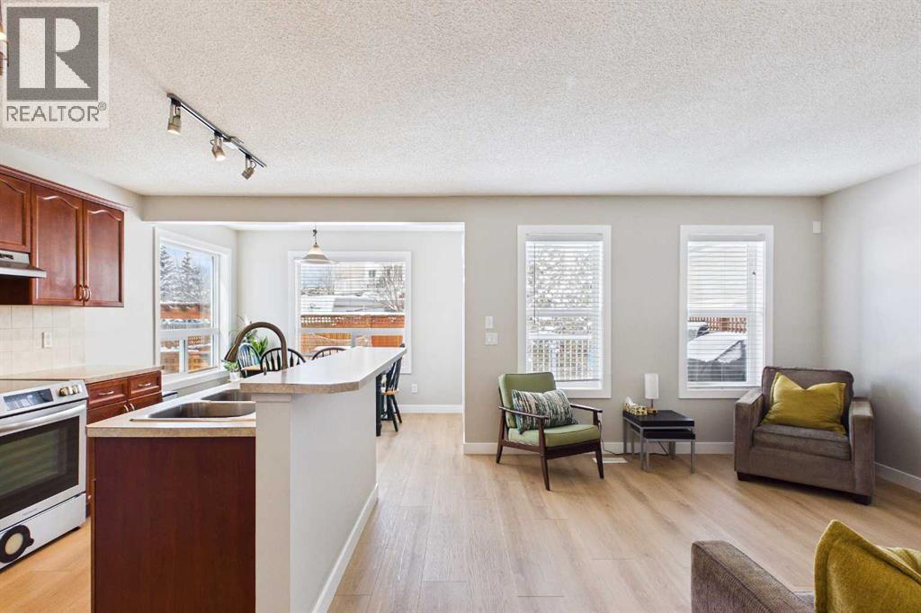 216 Covepark Green Ne, Calgary, Alberta  T3K 6K9 - Photo 3 - A2304853