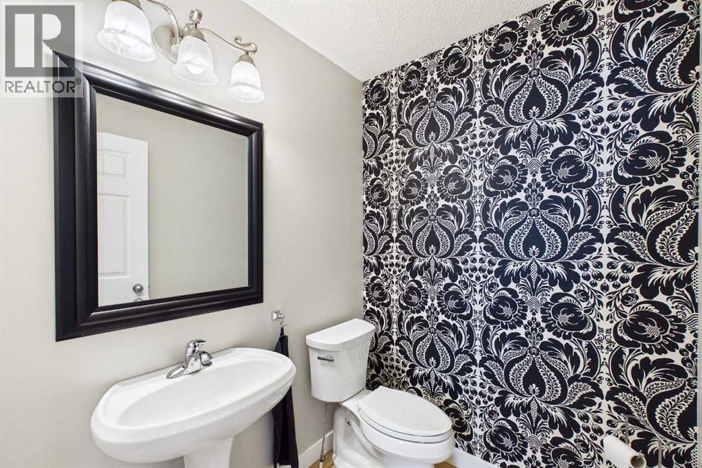 216 Covepark Green Ne, Calgary, Alberta  T3K 6K9 - Photo 15 - A2304853