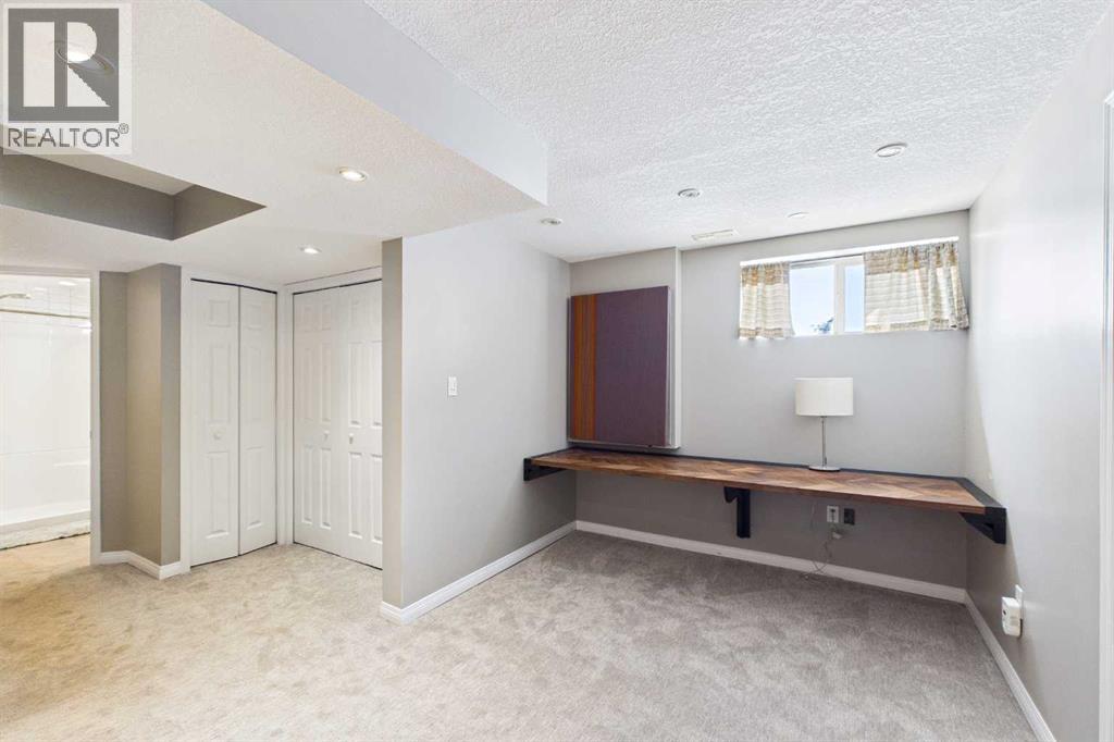 216 Covepark Green Ne, Calgary, Alberta  T3K 6K9 - Photo 33 - A2304853