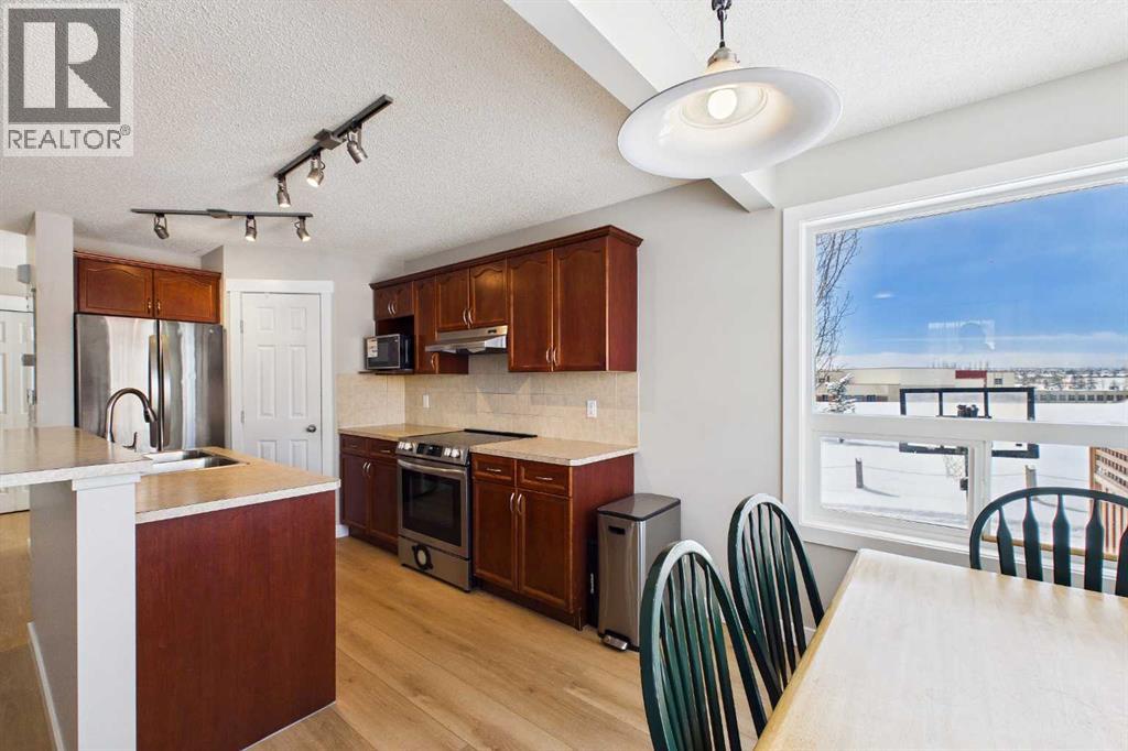 216 Covepark Green Ne, Calgary, Alberta  T3K 6K9 - Photo 11 - A2304853