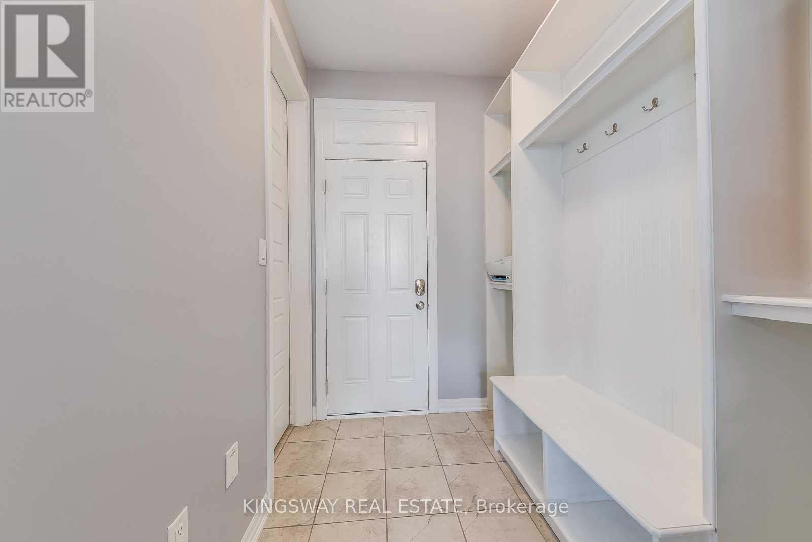 161 Wheat Boom Drive, Oakville, Ontario  L6H 7C3 - Photo 9 - W13108386