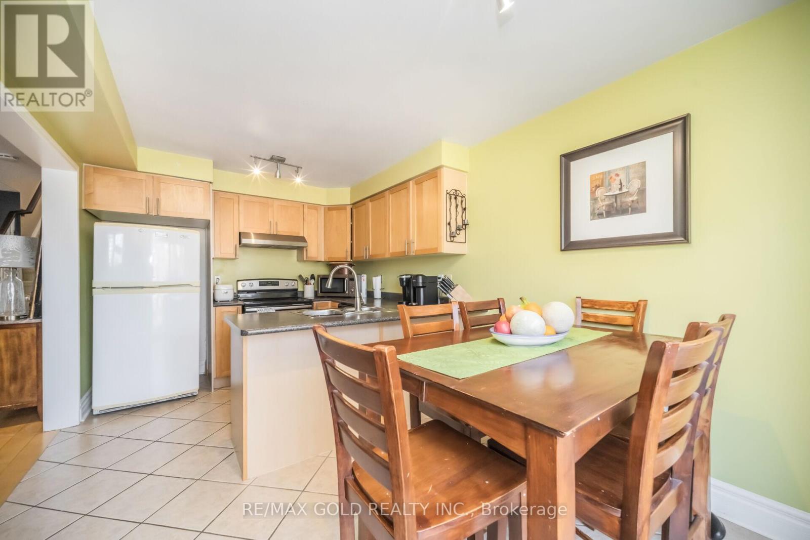 70 Sweetwood Circle, Brampton, Ontario  L7A 2X7 - Photo 19 - W13108396
