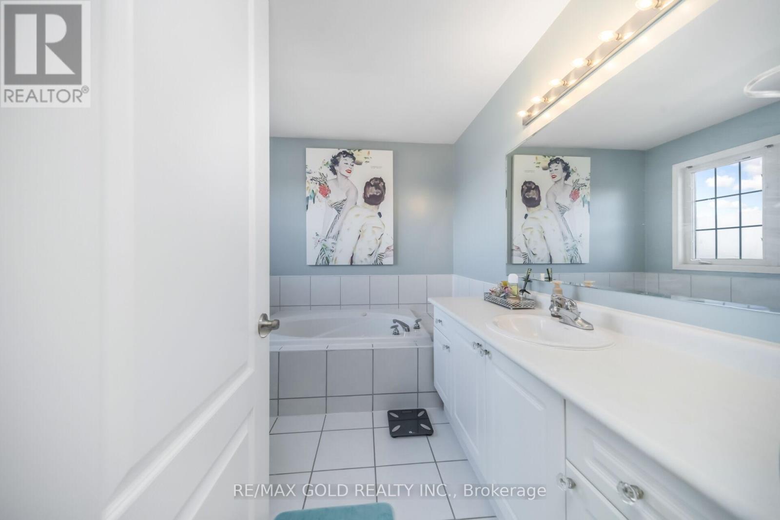 70 Sweetwood Circle, Brampton, Ontario  L7A 2X7 - Photo 26 - W13108396