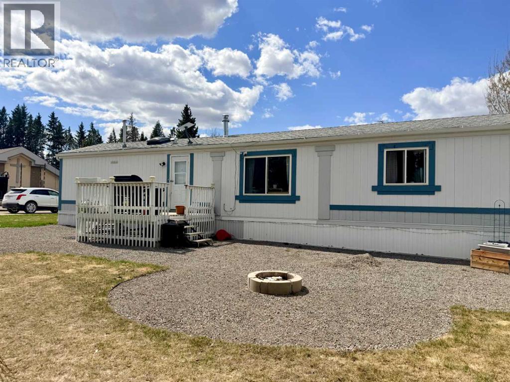 106 3 Avenue, Leslieville, Alberta  T0M 1H0 - Photo 3 - A2309351