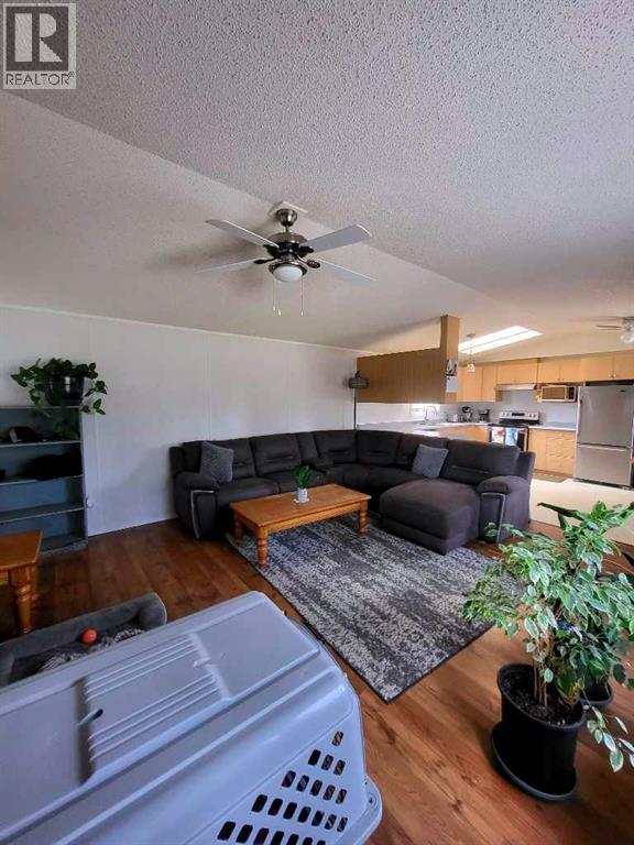 106 3 Avenue, Leslieville, Alberta  T0M 1H0 - Photo 14 - A2309351